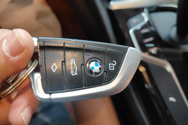 Used BMW 5 Series 2018 528Li Launch Special Edition
