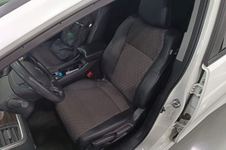 Used Honda Jade 2020 1.8L automatic Comfort version
