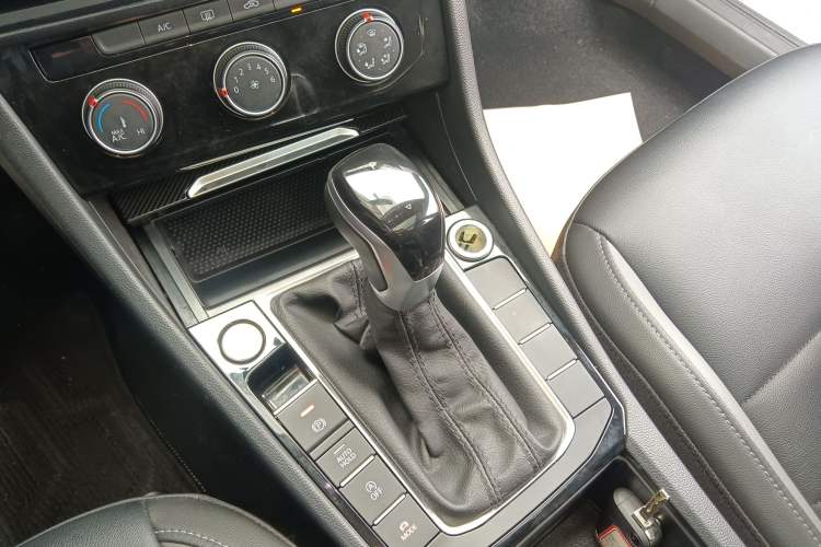 Used Volkswagen Sagitar 2021 280TSI DSG Excellence Edition
