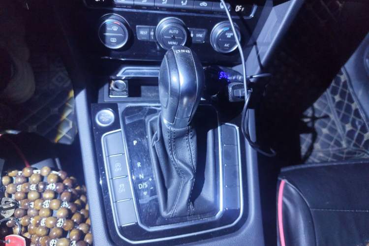 Used Volkswagen Magotan 2018 330TSI DSG Luxury Model
