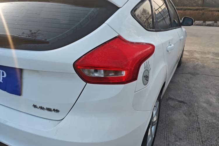 Used Ford Focus 2018 Hatchback Classic 1.6L Automatic Comfort Plus SmartDrive Edition