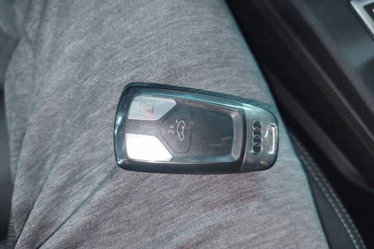 Used Audi Q5L 2020 Updated 40 TFSI Prestige Fashion Edition