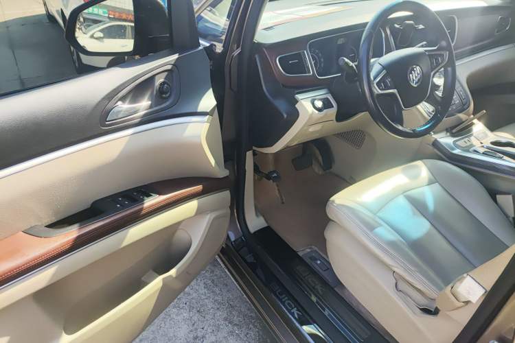 Used Buick GL8 2017 25S Luxury Version China V Standard