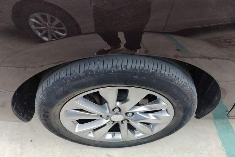 Used Buick GL8 2020 Avenir Avia Six-Seat Deluxe Edition