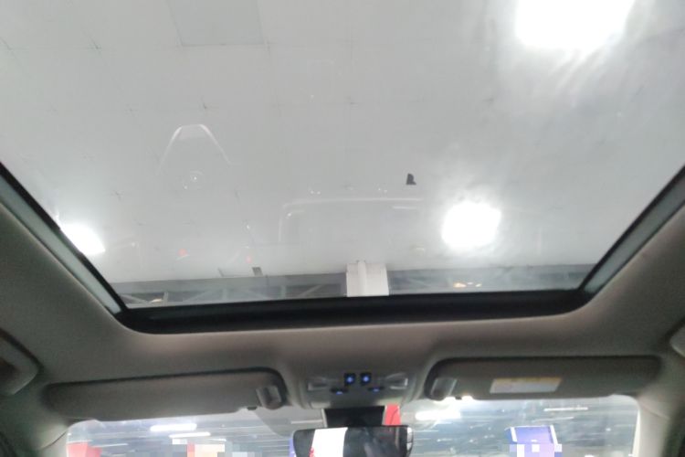 Used Toyota Highlander 2018 2.0T Four-Wheel Drive Luxury Edition 7 Seats China V Emission Standard
