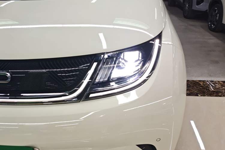 Used BYD Dolphin 2024 Honor Edition 420km Fashion Version
