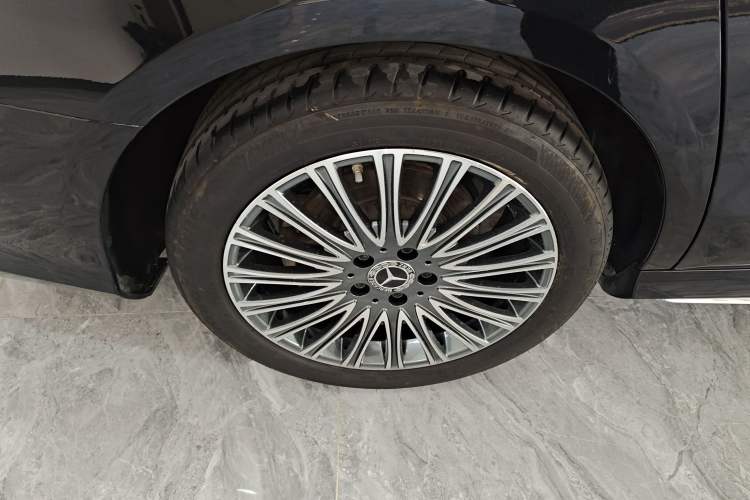 Used Mercedes-Benz E-Class 2020 Restyled E 300 L Sport Exclusive Edition
