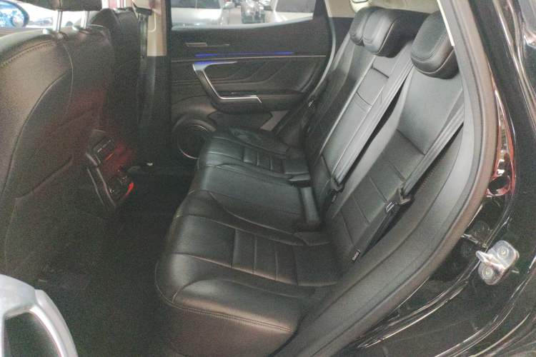 Used Wey VV5 2017 2.0T Ultra-Luxury Version
