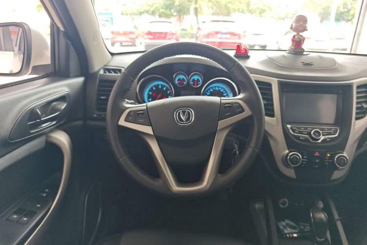 Used Changan CS35 2014 1.6L Automatic Luxury Model China IV Standard
