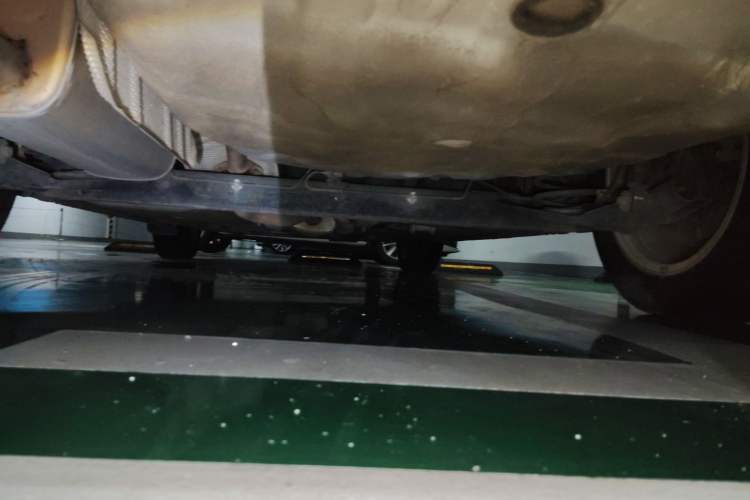 Used Dongfeng Aeolus A60 2012 1.6L Automatic Prestige Edition
