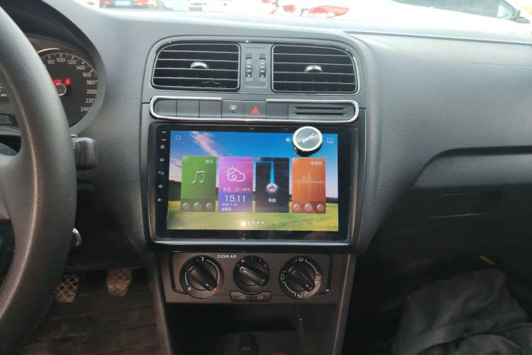 Used Volkswagen Polo 2016 1.4L Manual Fashion Model
