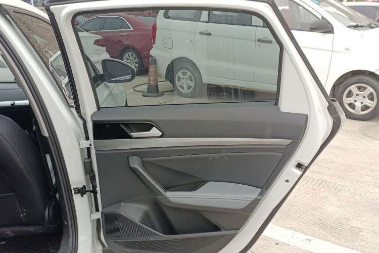 Used Volkswagen Lavida 2023 Revised Version 1.5L Automatic Starry Sky Edition – 5 Million Units
