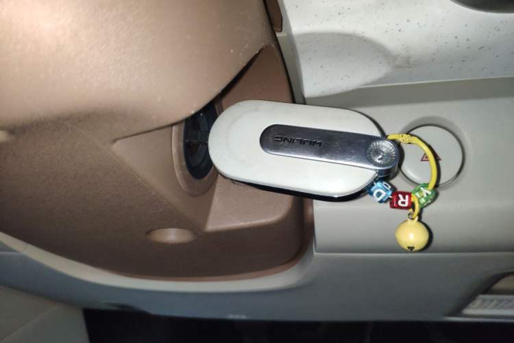 Used Wuling Hongguang MINIEV 2024 3rd Generation 215km Advanced Version
