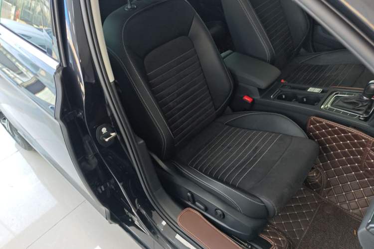 Used Volkswagen Magotan 2020 330TSI DSG Luxury Edition