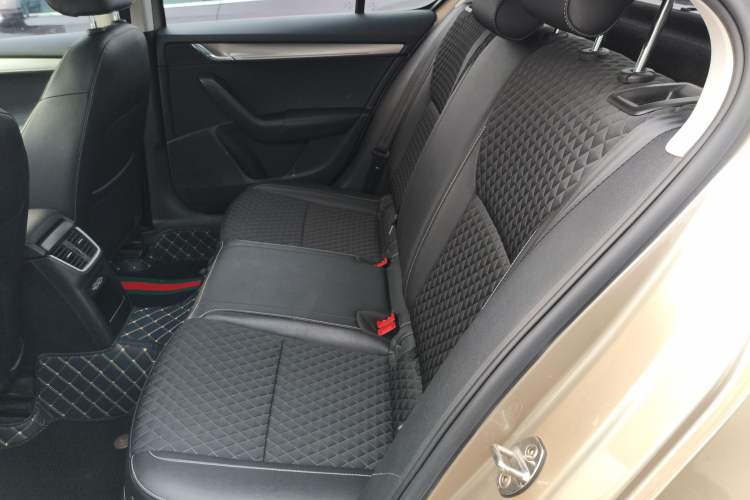 Used Skoda Octavia 2019 TSI230 DSG Luxury Edition
