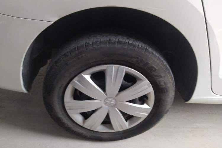 Used Volkswagen Jetta 2015 1.6L Manual Fashion Edition