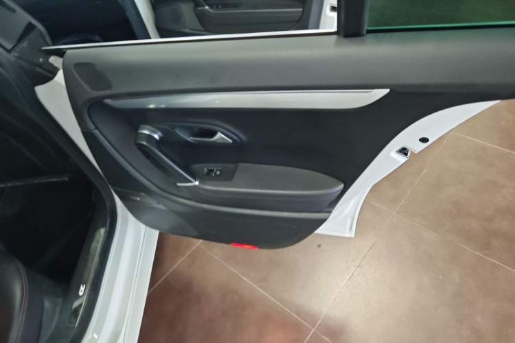 Used Volkswagen FAW-Volkswagen CC 2018 1.8TSI Luxury Model
