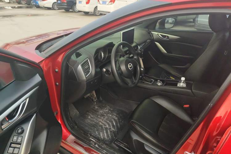 Used Mazda CX-4 2016 2.0L Automatic 2WD Blue Sky Dynamic Edition
