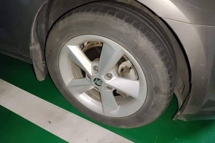 Used Skoda Octavia 2015 1.6L Automatic Yijie Edition