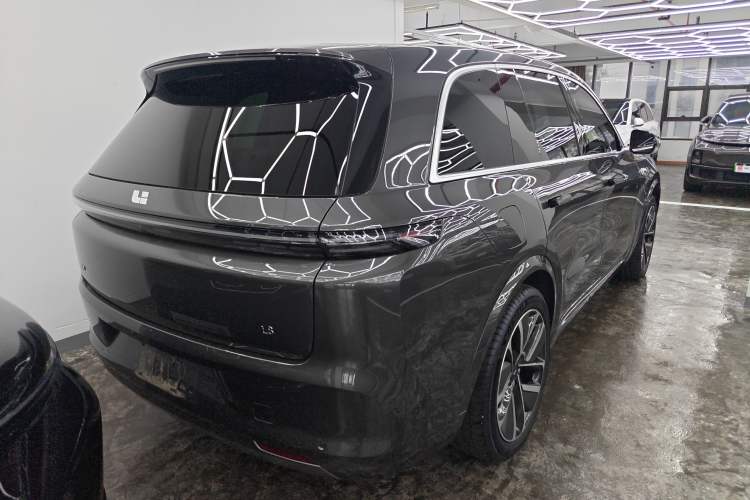 Used Li Auto L8 2024 Ultra Model

