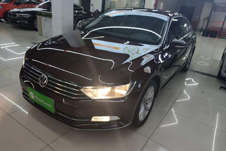 Used Volkswagen Magotan 2018 330TSI DSG Advanced Model
