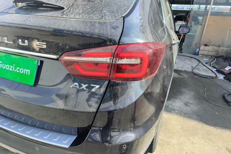 Used Dongfeng Aeolus AX7 2018 Classic 1.6T Automatic Prestige Model