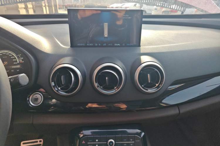 Used Wey VV7 2017 2.0T Flagship Edition