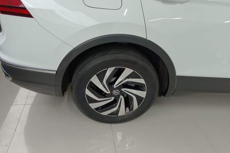 Used Volkswagen Tiguan L 2023 330TSI Automatic Two-Wheel Drive Comfort Edition
