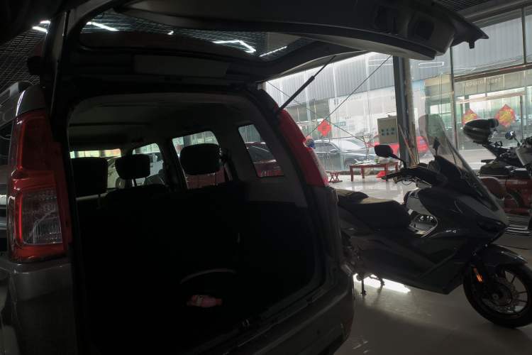 Used Suzuki Wagon R X5 2013 Revised Version 1.4L VVT Cruise Edition
