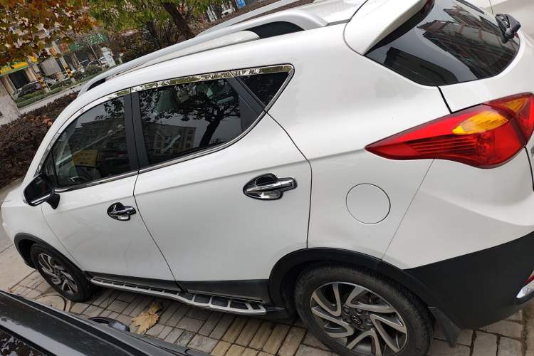 Used  Refine S3 2016 1.5L Manual Luxury Smart Version
