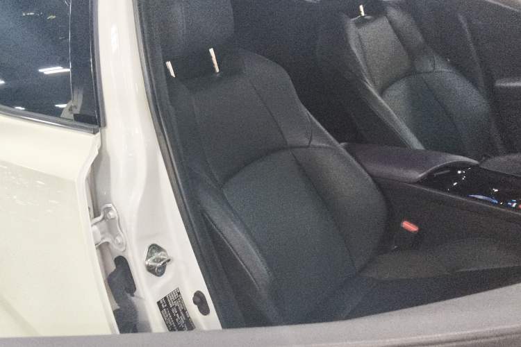 Used Toyota C-HR 2020 2.0L Leading Edition
