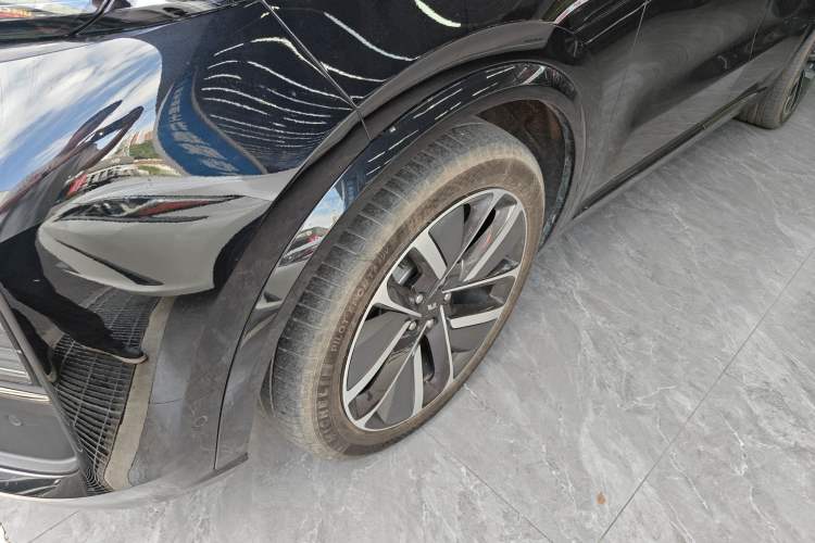 Used Li Auto L9 2024 Ultra Model
