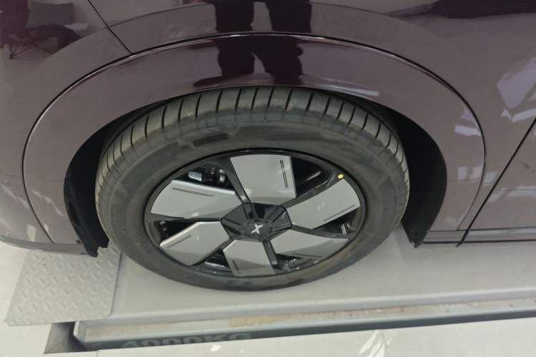 Used XPeng X9 2025 650 Long-Range Max
