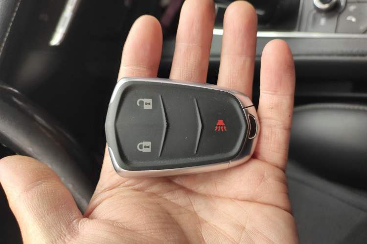 Used Cadillac XT4 2018 28T Two-Wheel Drive Tech Version