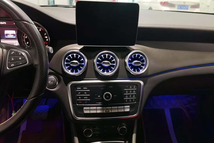 Used Mercedes-Benz GLA 2018 GLA 200 Fashion Model