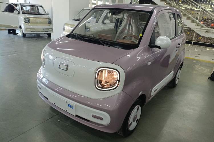 Used Bestune Pony 2026 222km Colorful Horse