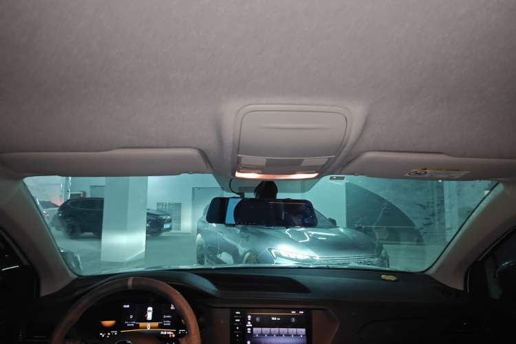 Used Volkswagen Tharu 2022 280TSI Two-Wheel Drive Trend Edition
