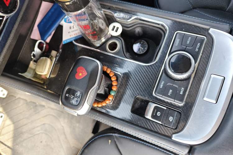 Used  BJ40 2020 2.0T Automatic Four-Wheel Drive Urban Hunter Edition Chivalrous Type