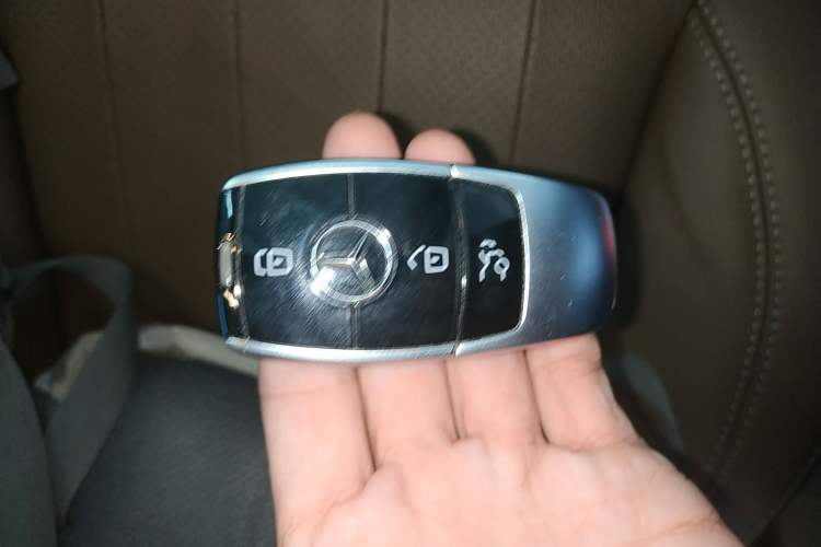 Used Mercedes-Benz E-Class 2019 Facelifted E 300 L Stylish Version
