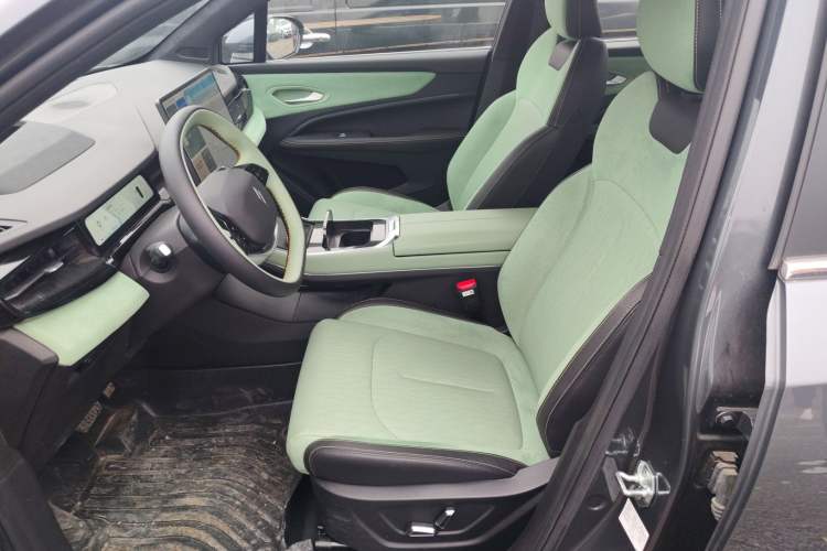 Used Livan Livan 7 2023 605 km ZHU FENG
