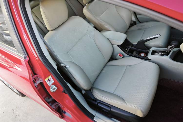 Used Honda Civic 2014 1.8L automatic comfort version