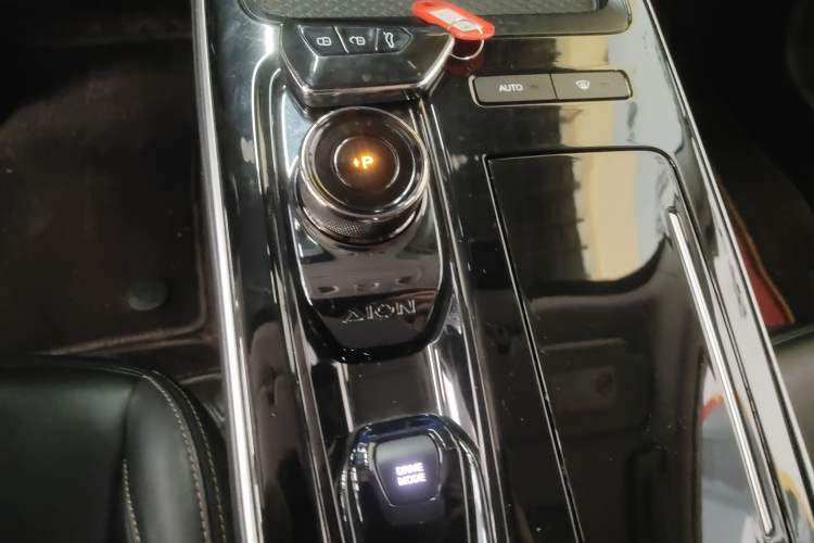 Used AION S 2023 Xuan 580 55.5 kWh Lithium Iron Phosphate