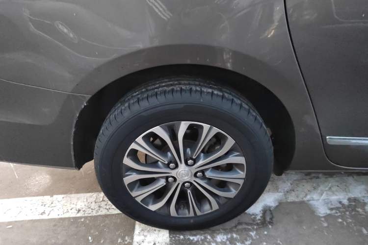 Used Buick GL8 2022 Land Business Class 652T Luxury Model