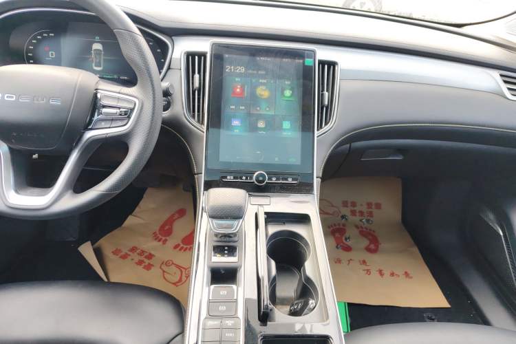 Used Roewe i6 MAX New Energy 2022 EV 500 Grand Touring Edition with Sunroof
