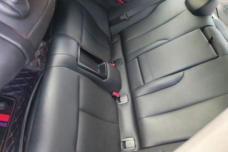 Used BMW 4 Series 2016 420i Fashion Model
