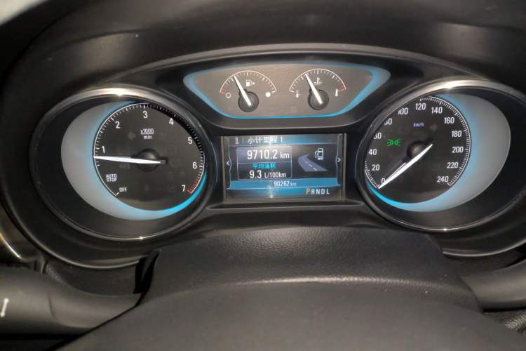 Used Buick Envision 2015 20T Two-Wheel-Drive Elite Model
