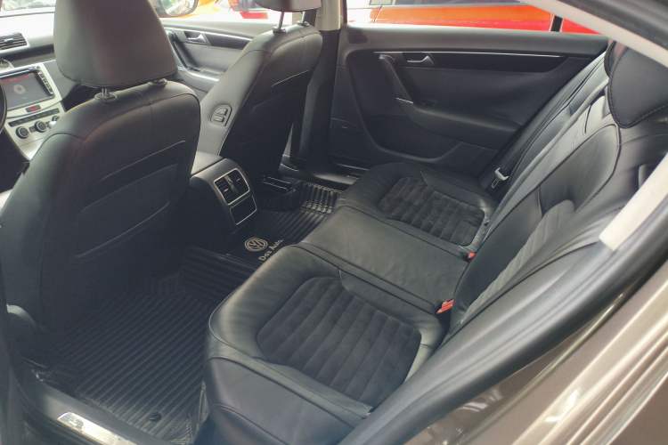 Used Volkswagen Magotan 2015 Facelift 1.8TSI Luxury Model
