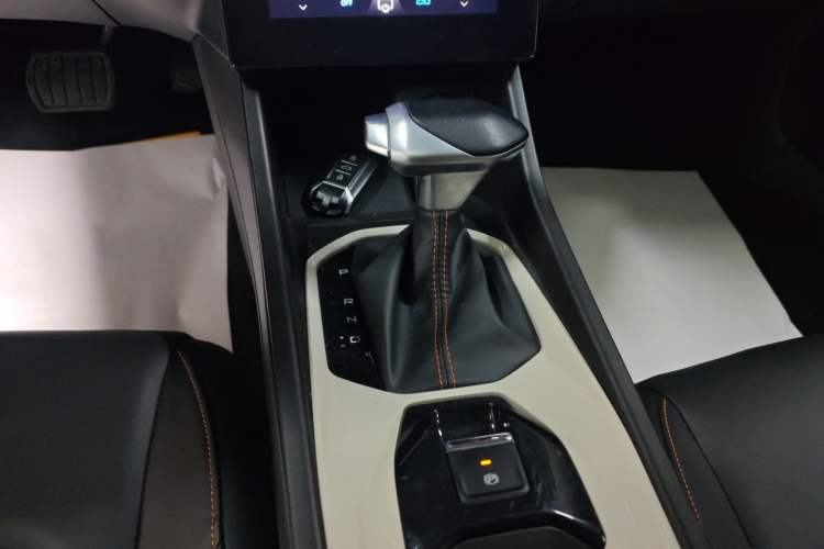 Used Dongfeng Aeolus Yixuan 2023 Mach Edition 1.5L Automatic Chasing Shadow Version