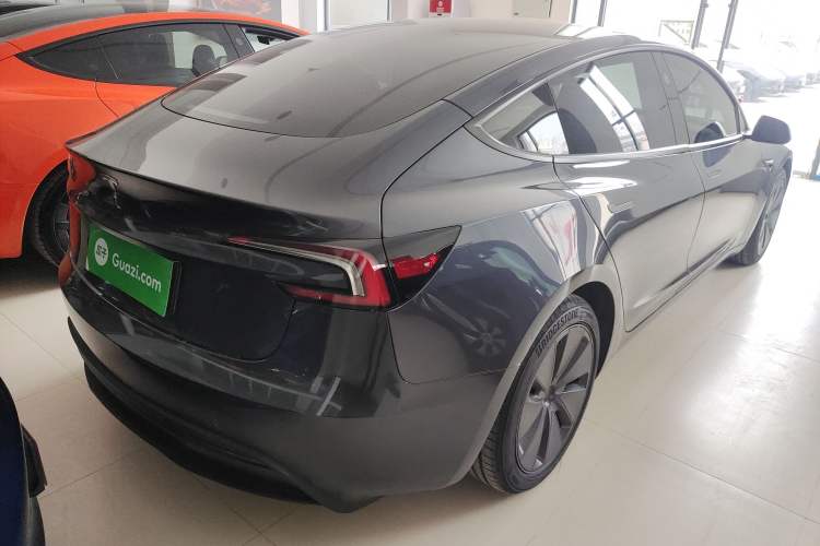 Used Tesla Model 3 2025 Rear-Wheel-Drive Version
