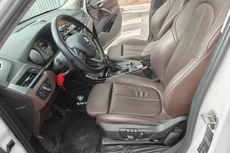 Used BMW X1 2019 xDrive20Li Luxury Model
